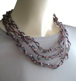 画像6: 【送料無料】◆flower storm◆長さ約150cm モーヴ系ニュアンスカラーガラスビーズ ロングネックレス モーヴピンク 金属不使用(アクセサリー TOHOビーズ MIYUKIビーズ 日本製 レディース メンズ）