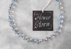 画像5:  【送料無料】◆flower storm◆（長さ43.5cm）トランスルーセント ライトブルー10mm チェコビーズのネックレス ステンレス製留め具 (チェコガラス製 変色防止 アレルギー対応 日本製)