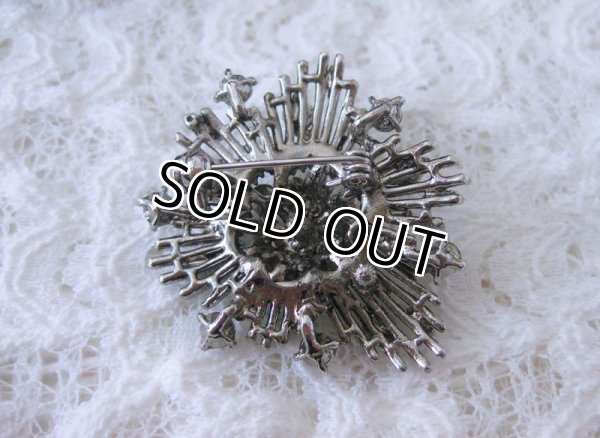 画像4: 【ギフトラッピング付】日本製 アンティークシルバー ラインストーン メタルブローチ 雪の結晶 ケース（クリスマス お祝 ギフト プレゼント）