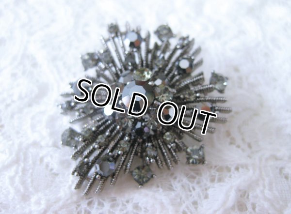 画像3: 【ギフトラッピング付】日本製 アンティークシルバー ラインストーン メタルブローチ 雪の結晶 ケース（クリスマス お祝 ギフト プレゼント）