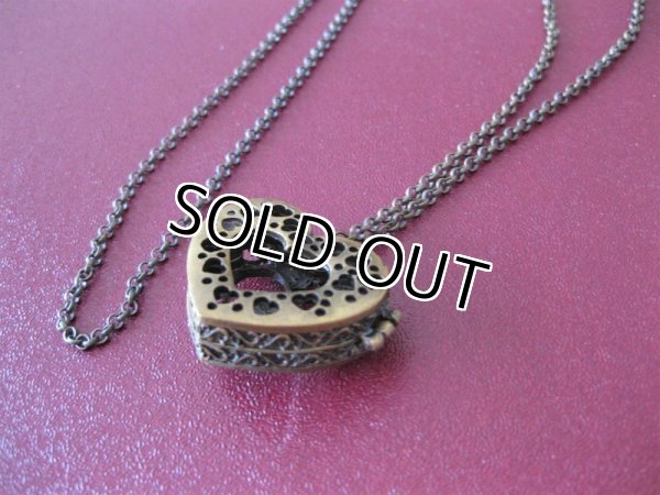 画像5: 【送料無料】透かしハート＆ローズ アンティーク仕上げロングネックレス （ペンダント 薔薇 ジルコニア アクセサリー 金古美）