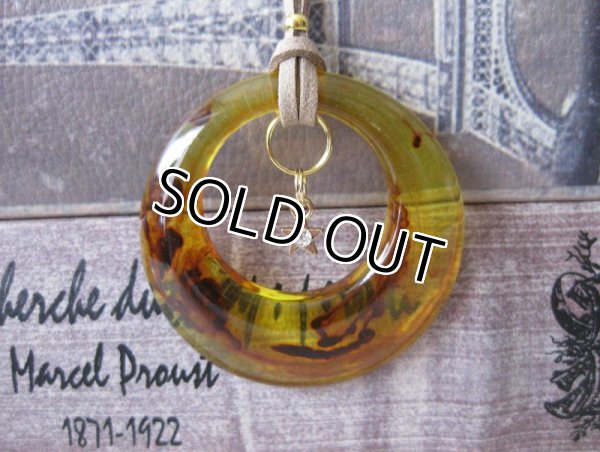 画像3: 【送料無料】【レザーネックレス】◆flower storm◆ 直径5.3cm べっ甲調大きめリングモチーフのレザーネックレス （革紐ロングネックレス メンズ/レディース）