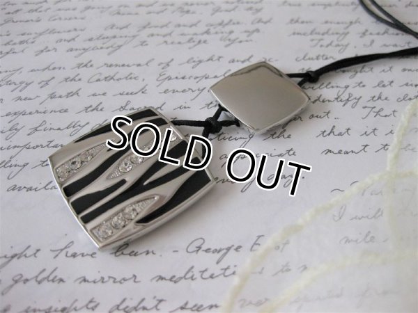 画像4: 【送料無料】クールなゼブラ柄スクエアチャームのレザーネックレス（革紐ネックレス メンズ/レディース）