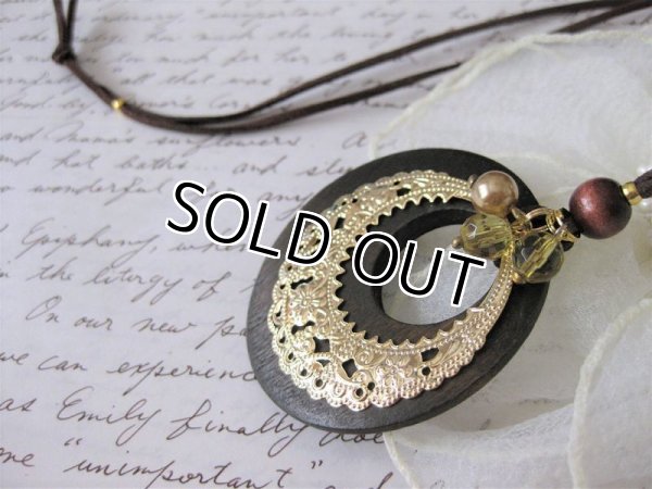 画像5: 【送料無料】【レザーネックレス】◆flower storm◆ 直径5.8cm 大きめウッド＆メタルリングの革紐ロングネックレス （アクセサリー/メンズ/レディース）