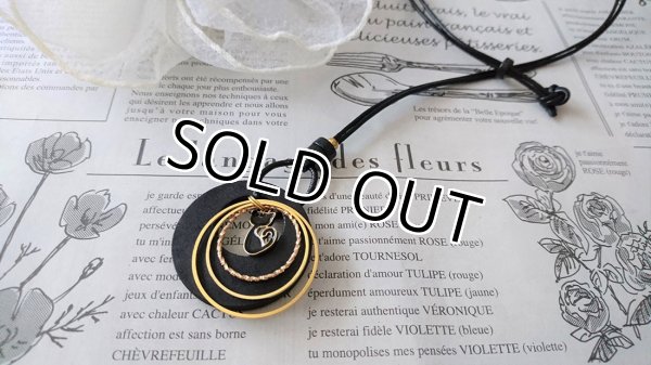 画像4: 【送料無料】【レザーネックレス】◆flower storm◆黒猫＆三つのリングモチーフの本牛革ロングネックレス（革紐アクセサリー レディース/メンズ）