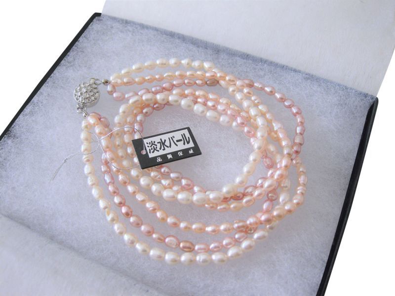 画像: 【ギフトラッピング付】日本製 淡水真珠 パールデザイン3連ネックレス マルチカラー 3.5~4mm（クリスマス お祝 ギフト プレゼント）