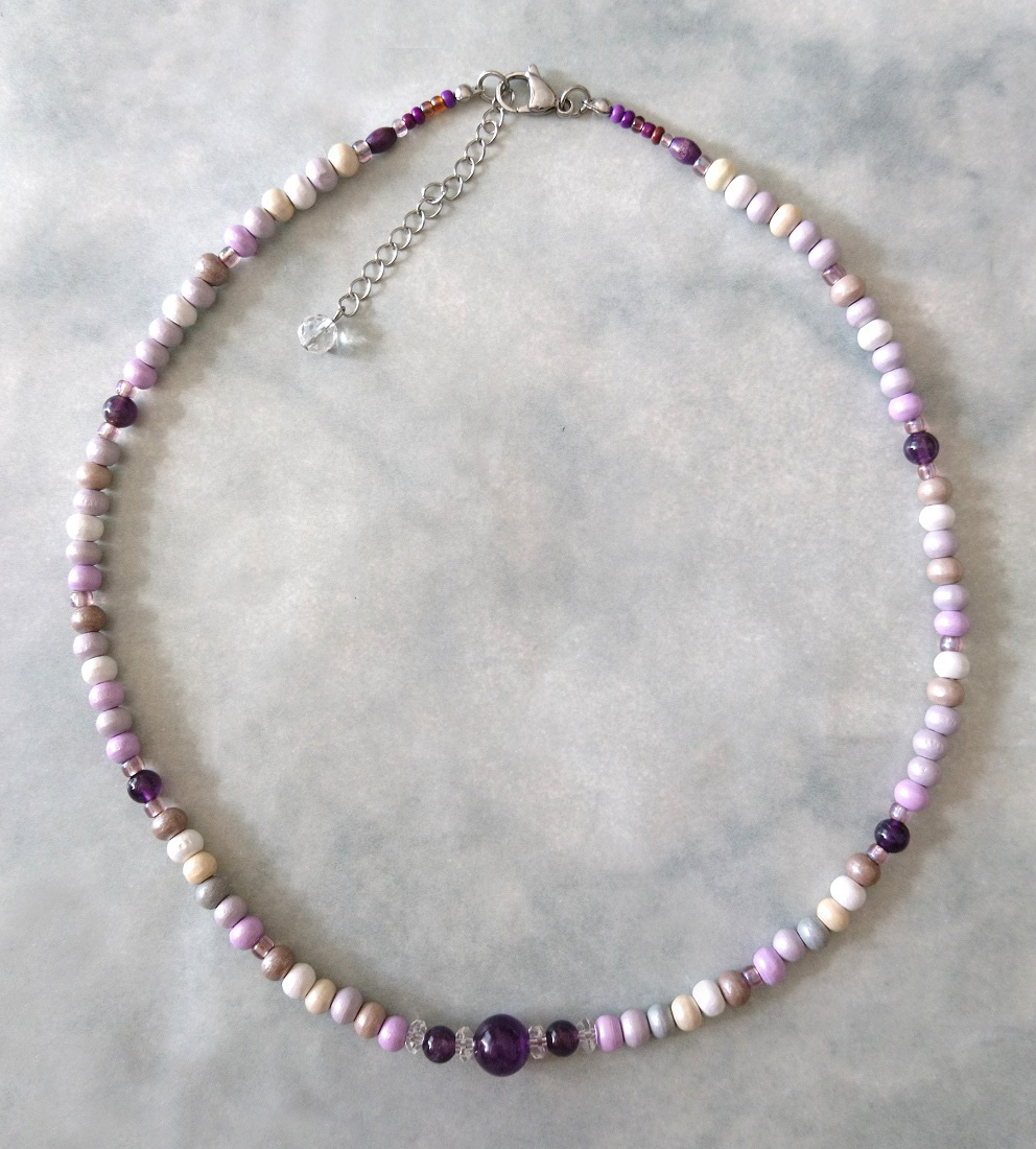 画像2: 【送料無料】◆flower storm◆長さ52~57cm 天然石アメジスト、水晶＆ウッドビーズのネックレス マルチカラーパープル系 アジャスター付 ( パワーストーン 2月誕生石 天然木 TOHOビーズ ステンレス アクセサリー 日本製 レディース ）
