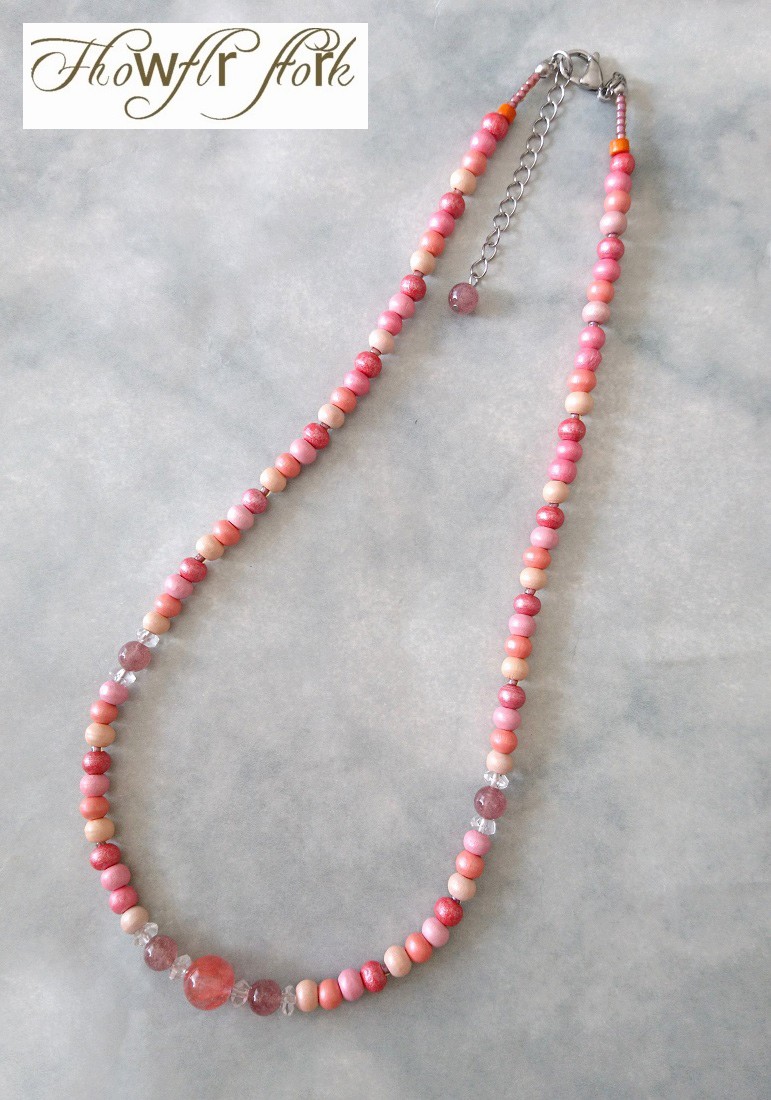 画像8: 【送料無料】◆flower storm◆長さ52~57cm 天然石ストロベリークォーツ、水晶＆ウッドビーズのネックレス マルチカラーレッド ピンク系 アジャスター付 ( パワーストーン 天然木 TOHOビーズ ステンレス アクセサリー 日本製 メンズ レディース）