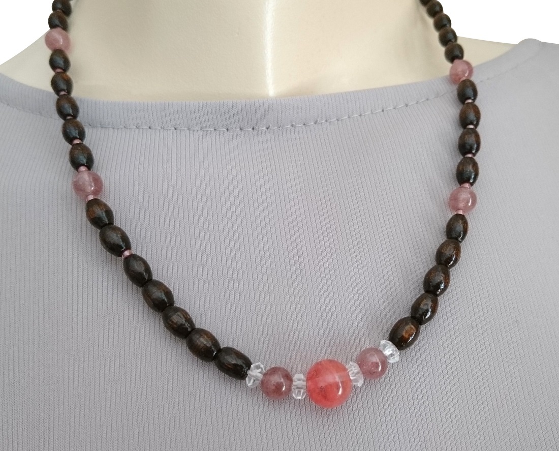 画像6: 【送料無料】◆flower storm◆長さ52~57cm 天然石ストロベリークォーツ、水晶＆ライス型ウッドビーズのネックレス Brown×Red アジャスター付 ( パワーストーン 天然木 TOHOビーズ ステンレス アクセサリー 日本製 レディース ） 
