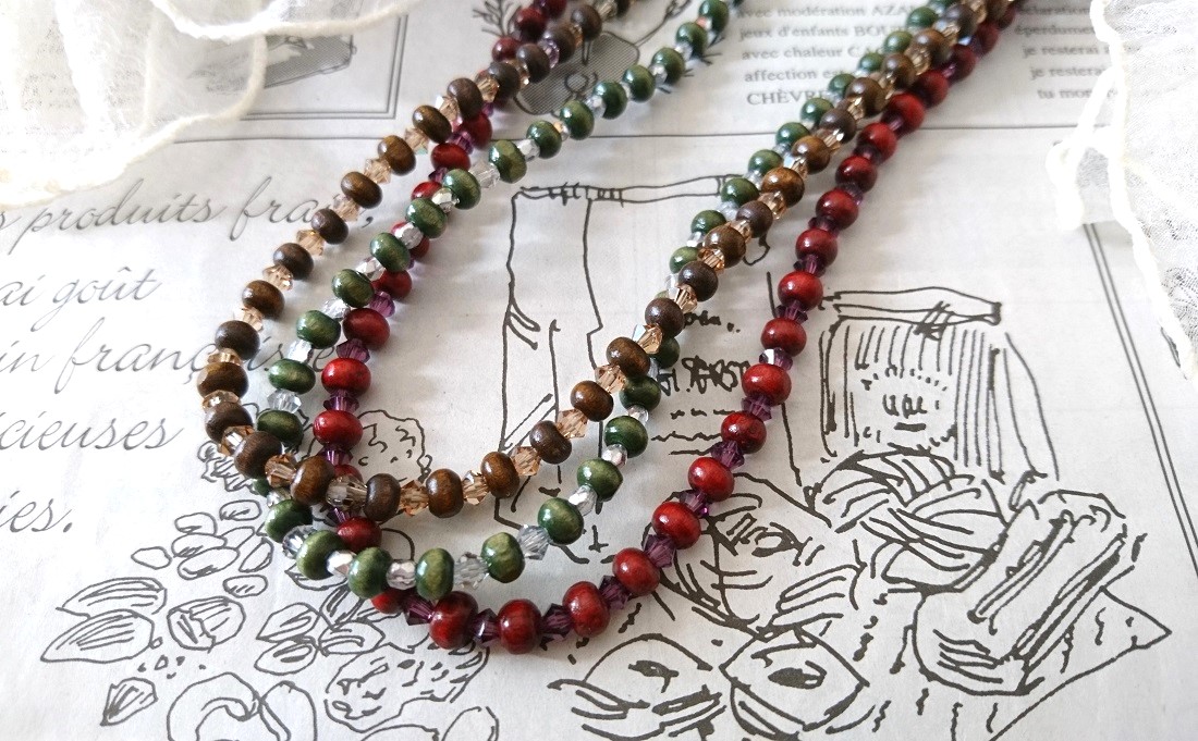 画像5: 【送料無料】◆flower storm◆長さ51~56cm マルチカラー ウッド＆スワロフスキービーズ3連ネックレス アジャスター付 (アクセサリー 木製 スワロ SWAROVSKI  ラインストーン TOHOビーズ ステンレス 日本製 ）