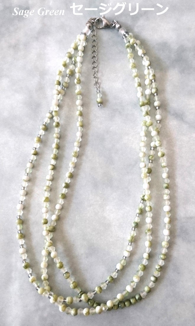 画像: 【送料無料】◆flower storm◆長さ47~52cm ニュアンスカラー4種のガラスビーズ3連ネックレス アジャスター付 モーヴ/セージ(アクセサリー ステンレス TOHOビーズ MIYUKIビーズ 日本製 ）