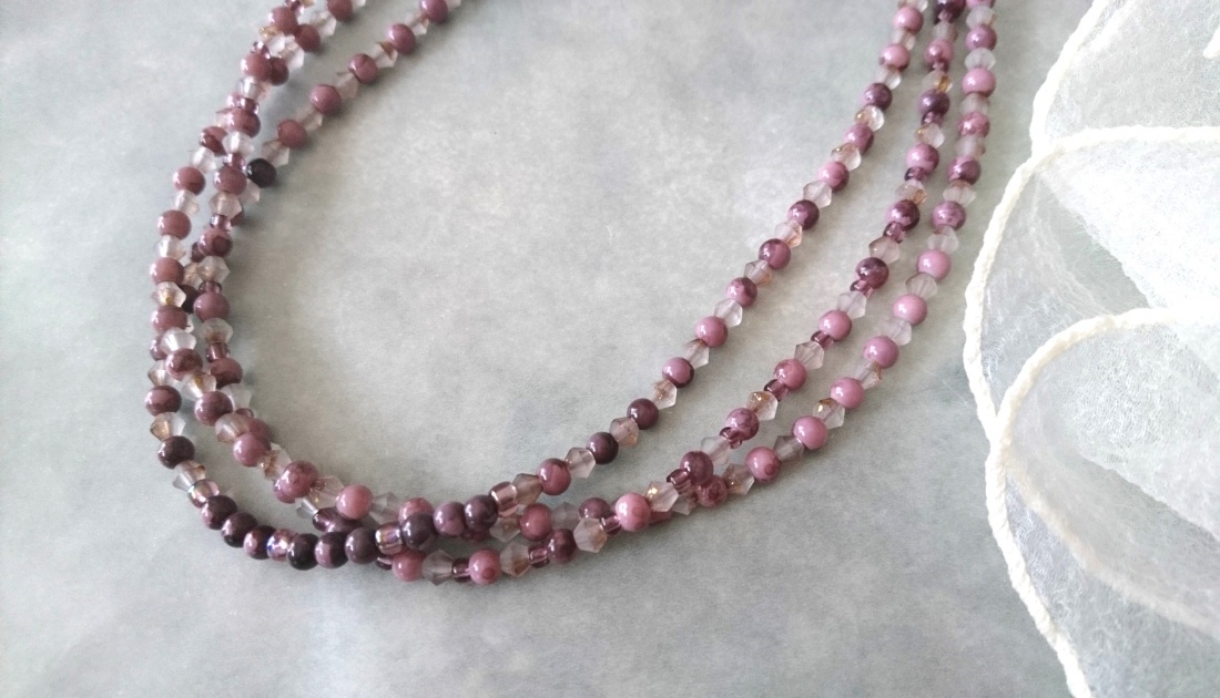 画像7: 【送料無料】◆flower storm◆長さ47~52cm ニュアンスカラー4種のガラスビーズ3連ネックレス アジャスター付 モーヴ/セージ(アクセサリー ステンレス TOHOビーズ MIYUKIビーズ 日本製 ）