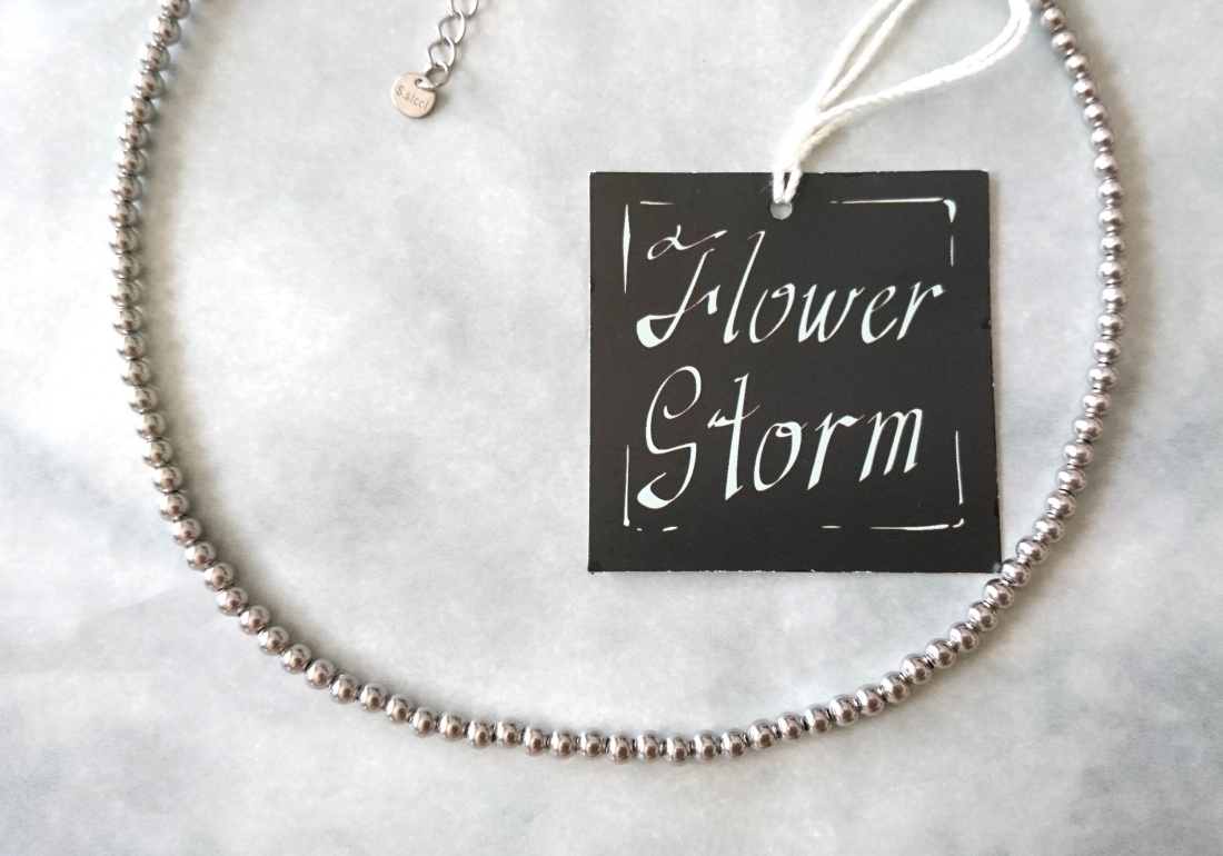 画像4:  【送料無料】◆flower storm◆（長さ約43cm＋アジャスター5cm）ステンレス4mm丸玉ビーズのショートネックレス シルバーグレイ 304ステンレス製留め具  (変色防止 アレルギー対応 メンズ レディース 日本製) 